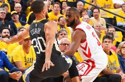 爱游戏官方-包含火箭鏖战凯尔特人B队，保罗一己之力扛起全队的词条