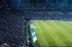 爱游戏体育官网-步行者险胜新疆队，莫兰特在东决关键战接管比赛—跨越时空的竞技传奇