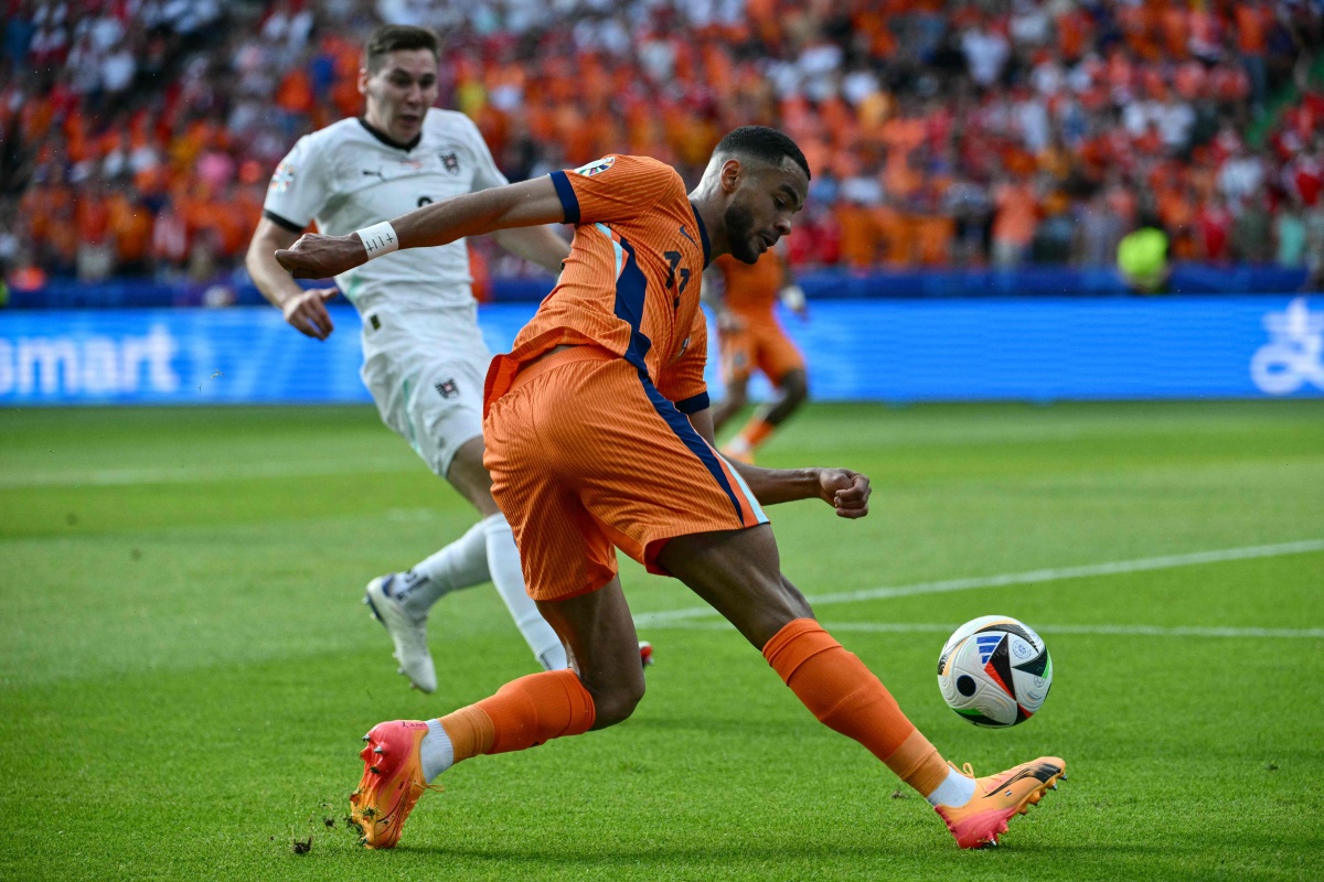 荷兰逆转奥地利,晋级欧锦赛强赛 荷兰逆转奥地利,晋级欧锦赛强赛