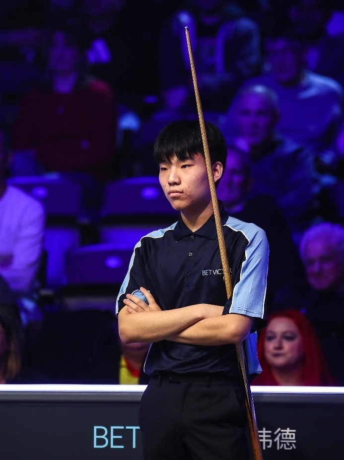 包含乌克兰-险胜希腊，成功晋级欧锦赛强的词条