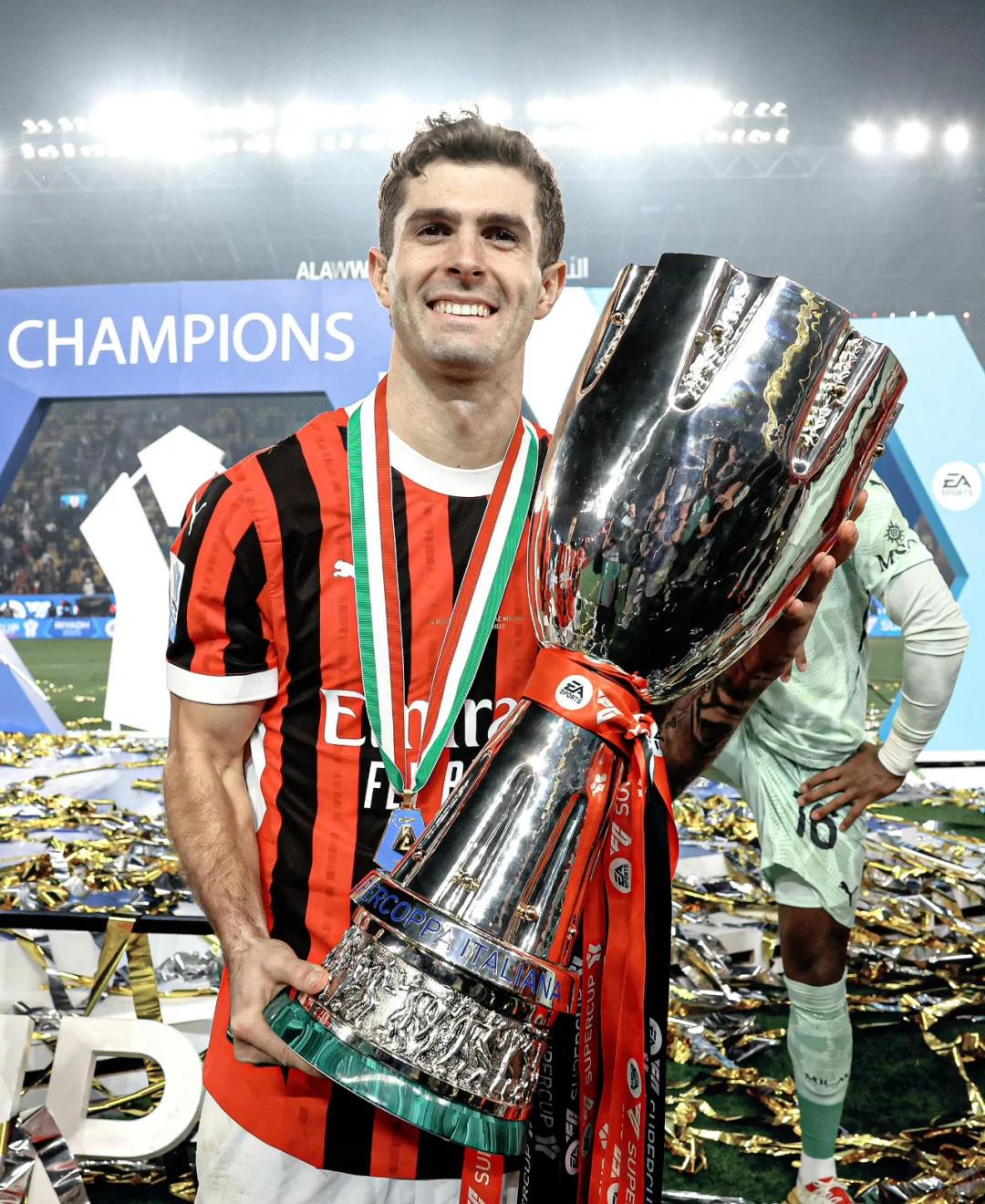 米兰选手赢得高分夺冠，完美收官