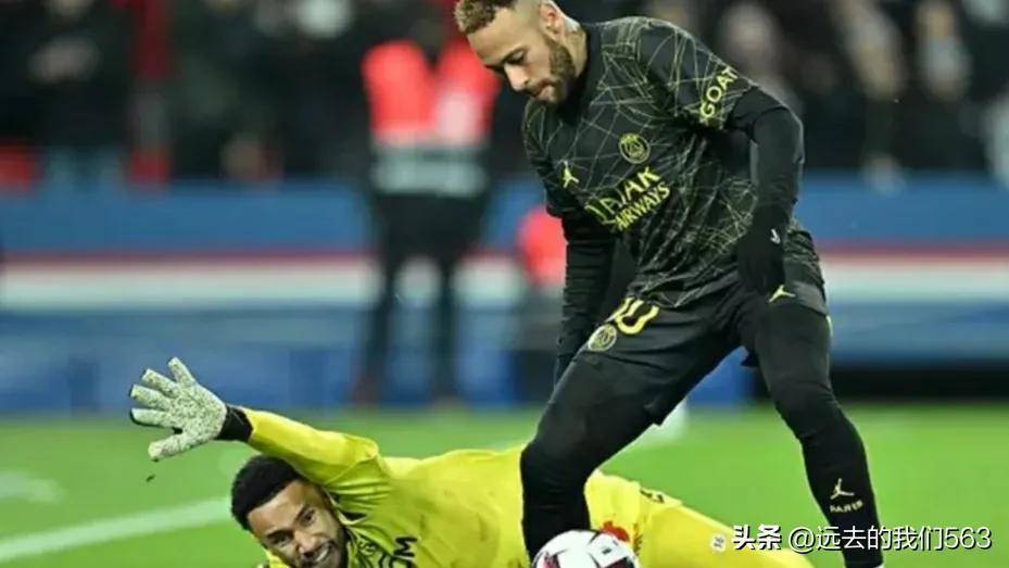 兰斯主场平局，保持不败记录依旧的简单介绍