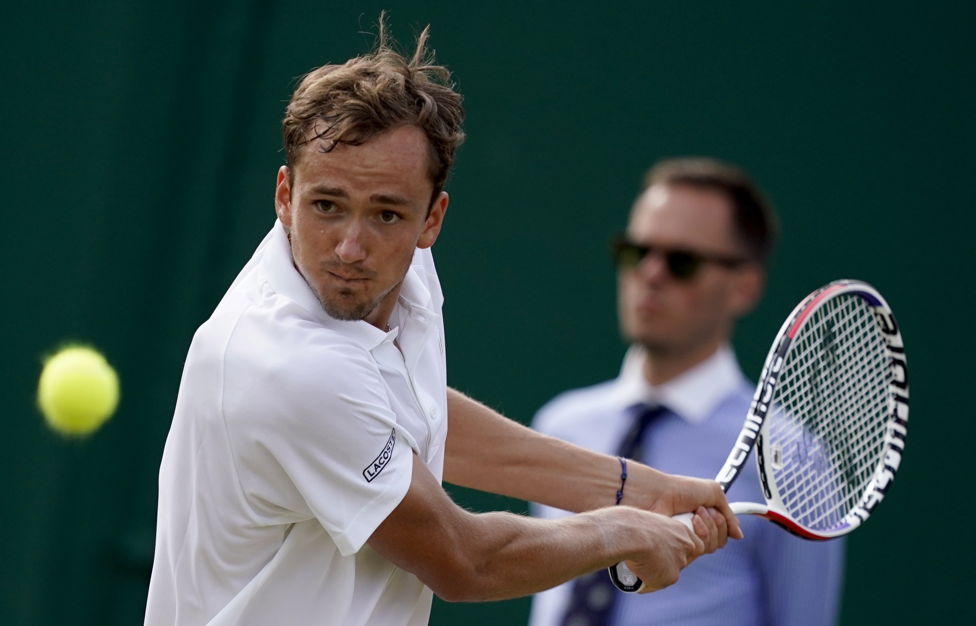 美国网球队险胜英国网球队，梅德韦杰夫送出助攻的简单介绍