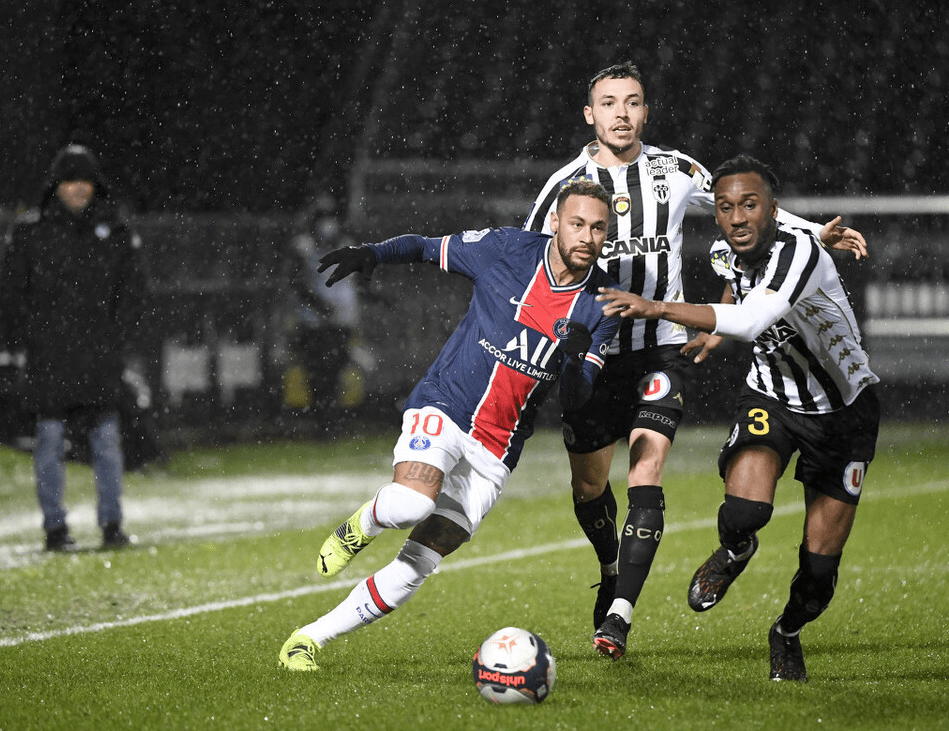 里昂逆转马赛,佩德里带队取胜的简单介绍 里昂逆转马赛,佩德里带队取胜的简单介绍